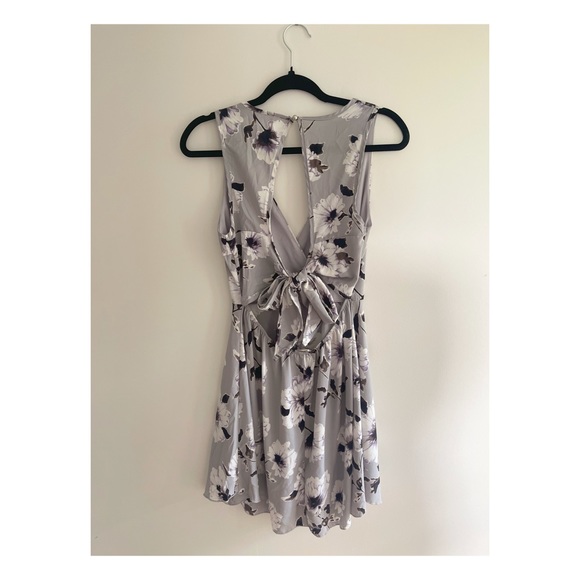 Grey Eclipse Dress - Picture 2 of 4